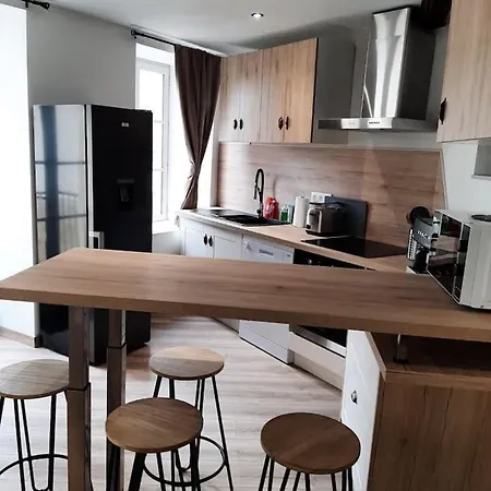 Maison De Holiday home Vic-le-Comte