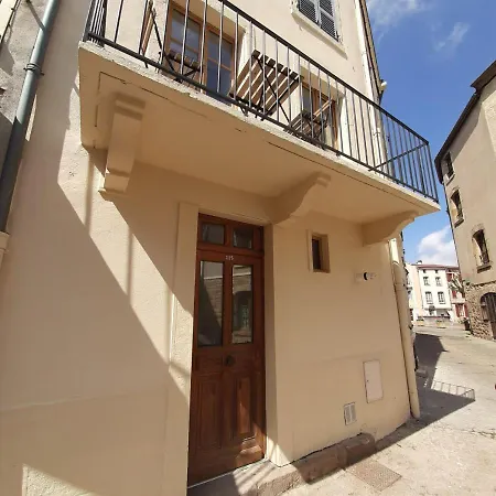 Holiday home Maison De *